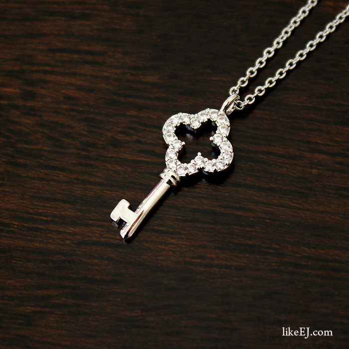 Lovely Key Necklace - LikeEJ